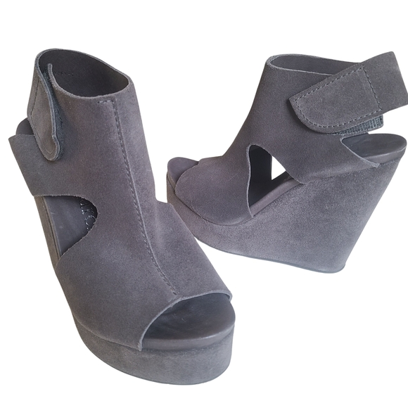 Pedro Garcia Grey Suede Peep Toe Slingback Velcro Platform Wedge Sandal 7.5 - Picture 2 of 13